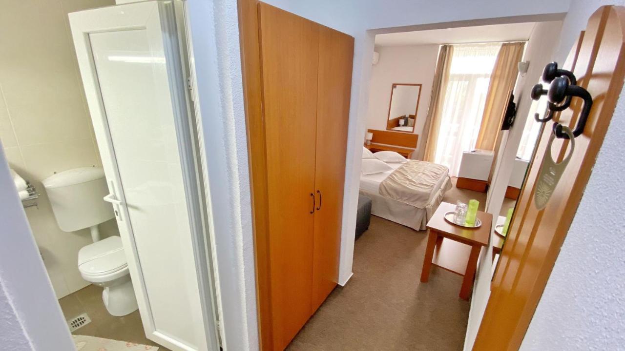 Hotel Decebal Neptun Εξωτερικό φωτογραφία
